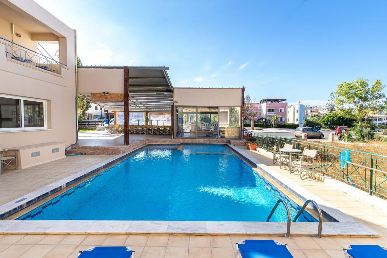 Sun Beach Apartments 加藤-达拉特索 外观 照片